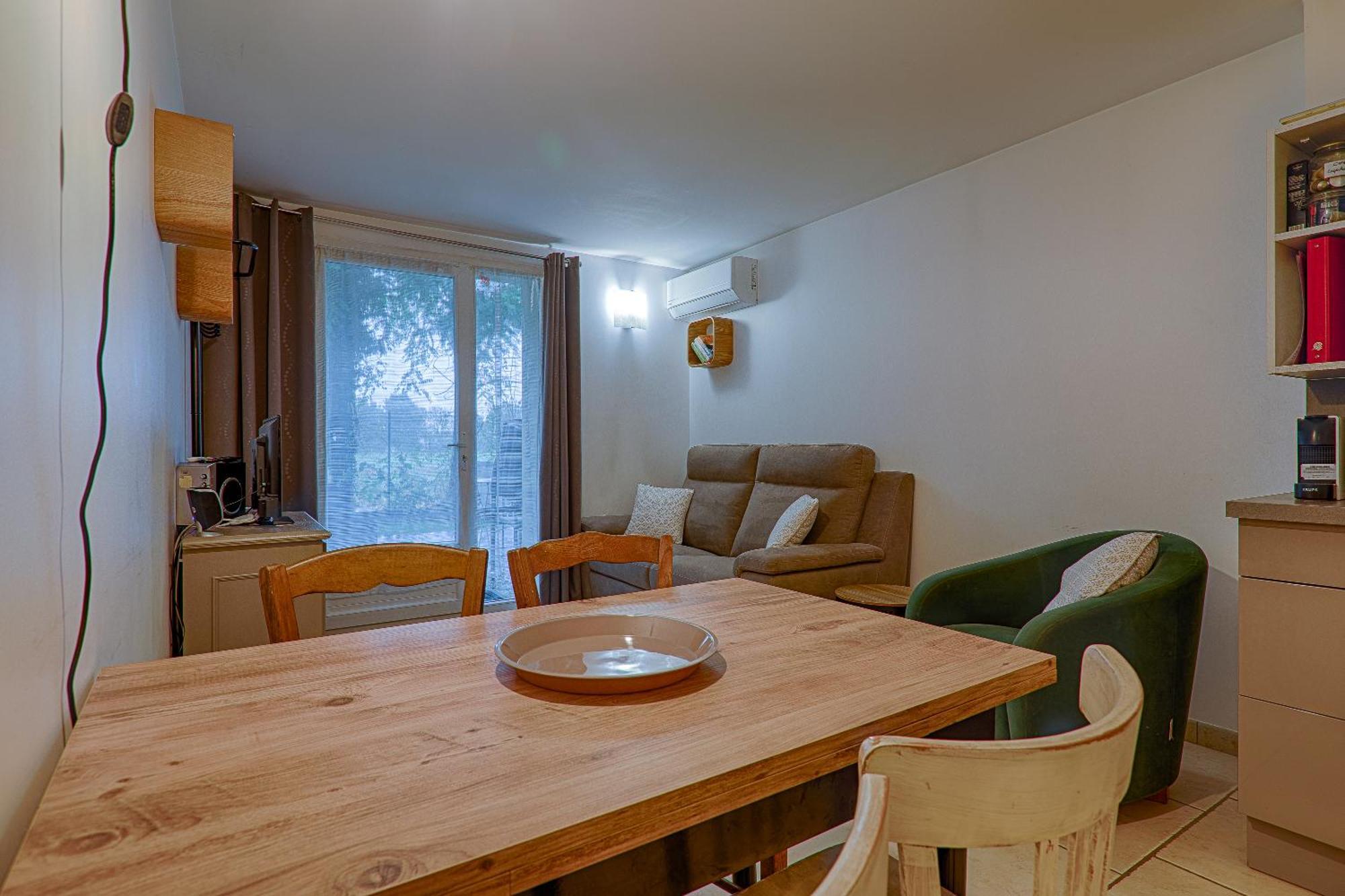 Au Epiceah, Logement A La Campagne Valence  Dış mekan fotoğraf